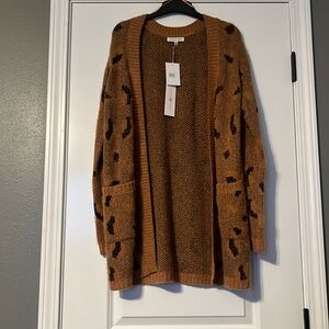 NWT Woven Heart cardigan